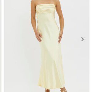 Selfie Leslie Yellow Dress